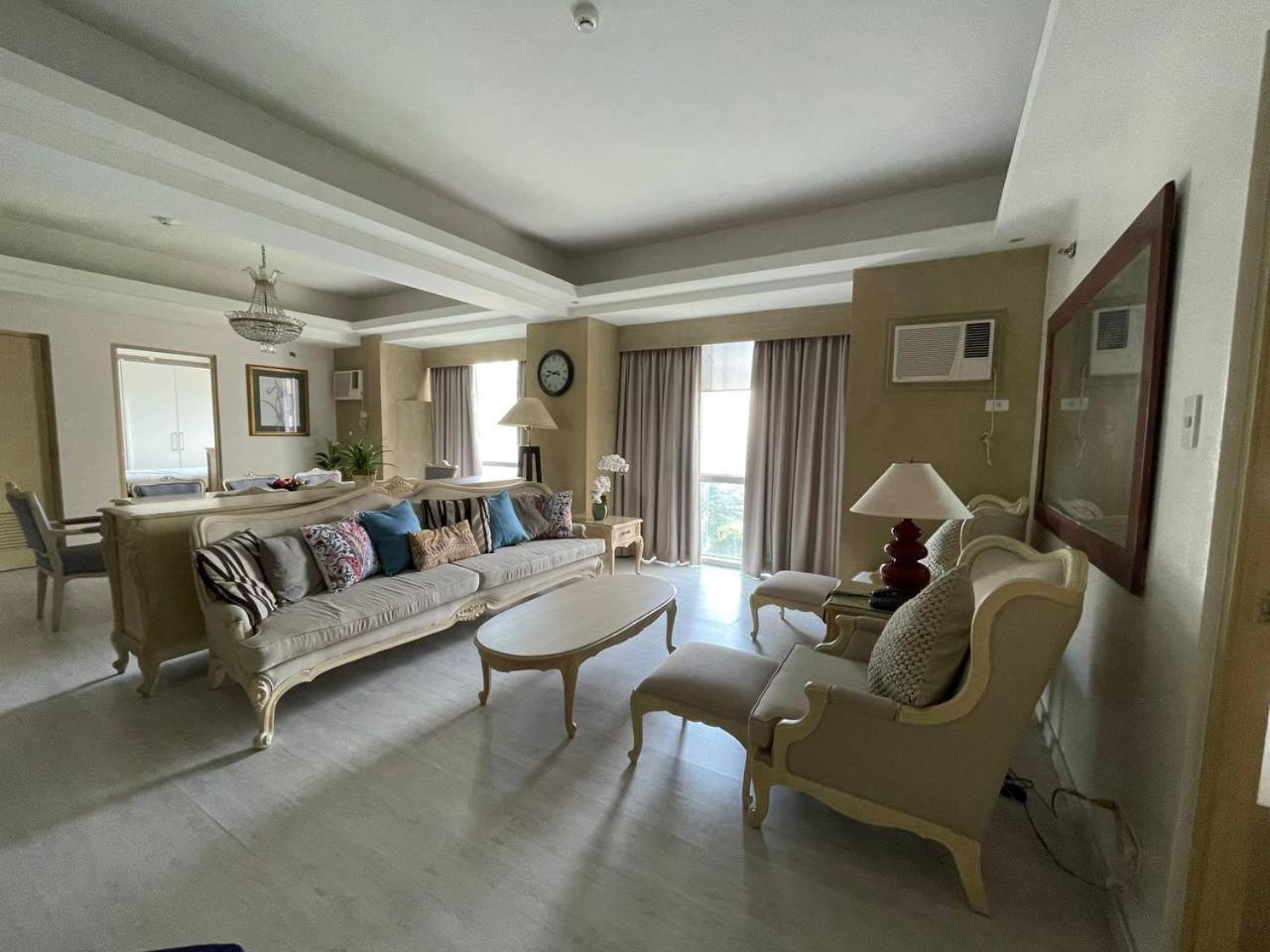 Avant At The Fort By Urban Realty Manila Kültér fotó